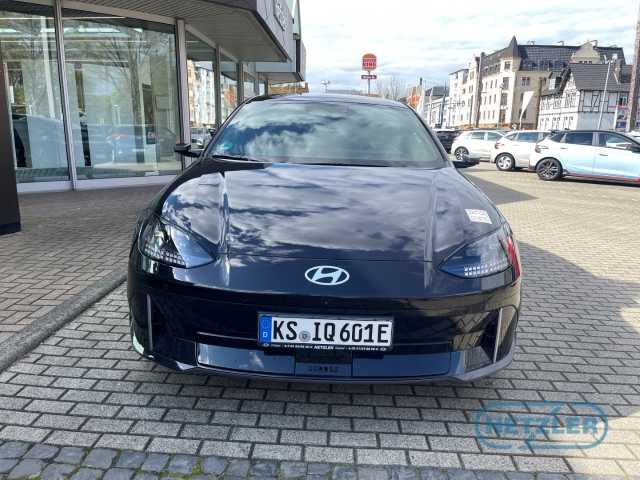 Hyundai  77,4 kWh UNIQ Digital-Spiegel+20 LM Felgen HUD Panorama Navi El. Panodach Leder