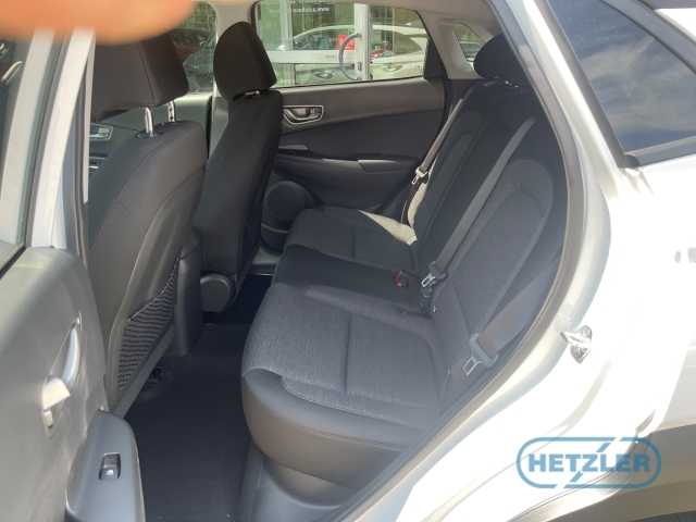 Hyundai  Advantage Elektro 2WD Navi Soundsystem ACC Klimaautom DAB SHZ LenkradHZG Spurhal