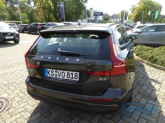 Volvo  Kombi Benzin EU6d B3 B DKG Core ACC DAB PDC SHZ