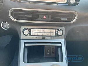 Hyundai  Kona Trend 150 kW Navi Soundsystem LED ACC Apple CarPlay Android Auto