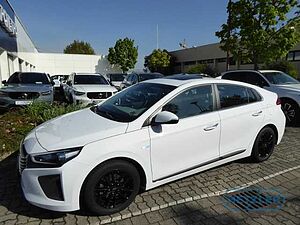 Hyundai  Hybrid Premium 1.6 GDI ACC DAB SHZ Leder LenkradHZG