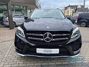 Mercedes-Benz  4Matic Allrad Luftfederung AD Schiebedach Navi Leder Memory Sitze