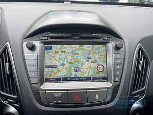 Hyundai  Premium AWD 2.0 CRDi DPF Allrad Navi Leder Sitzheizung hinten SHZ Keyless Alarm