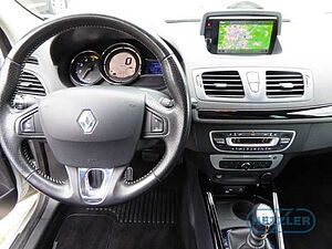 Renault  III Grandtour BOSE Edition 1.5 dCi 110 FAP Navi AHK PDC Multif. Lenkrad