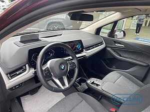 BMW  i EU6d Park-Assistent HUD Navi digitales Cockpit Soundsystem LED ACC