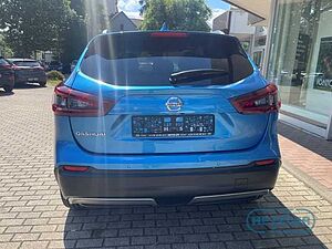 Nissan  Nissan 1.3 DIG-T, N-Way 4x2, Panorama Glasdach, abgedunkelte Scheiben ab der B S