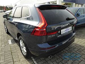 Volvo  Momentum Pro AWD B4 Diesel EU6d Allrad Navi digitales Cockpit Soundsystem Harman