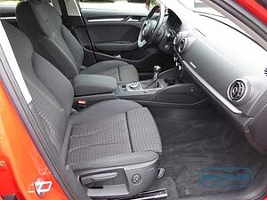 Audi  Sportback Ambition quattro 2.0 TDI Allrad CD Navi Temp Sportsitze