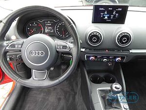 Audi  Sportback Ambition quattro 2.0 TDI Allrad CD Navi Temp Sportsitze