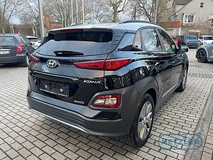 Hyundai  Style Elektro 2WD HUD Navi Soundsystem LED ACC Apple CarPlay Android Auto Klimaa